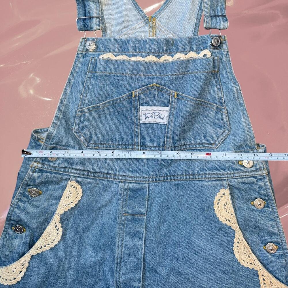 Vintage Y2K denim overall shorts with lace trim crochet romantic cottage core - Picture 3 of 6